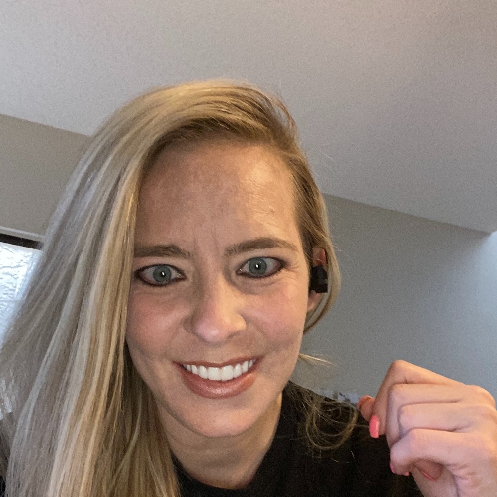 Meet your Posher, Carly